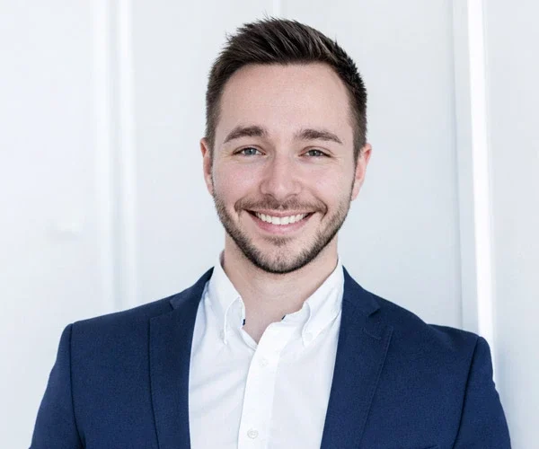 Robin Schuster (RS Consulting) stellt sich vor Robin Schuster ist das Gesicht hinter RS Consulting